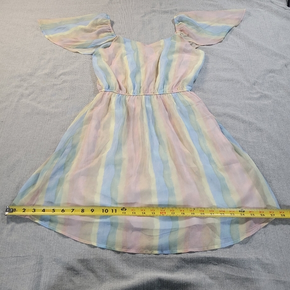 Andree By Unit Small Womens Dress Pastel Rainbow Flutter Sleeve Flowy EUC - Picture 4 of 13